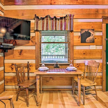 Secluded Forest Cabin, 4 Mi To Downtown Gatlinburg Luaran gambar
