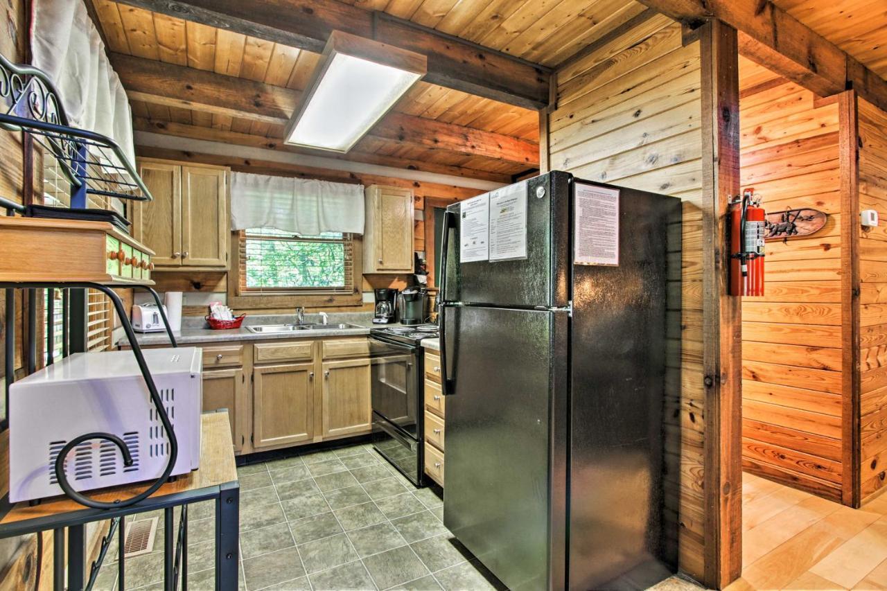 Secluded Forest Cabin, 4 Mi To Downtown Gatlinburg Luaran gambar