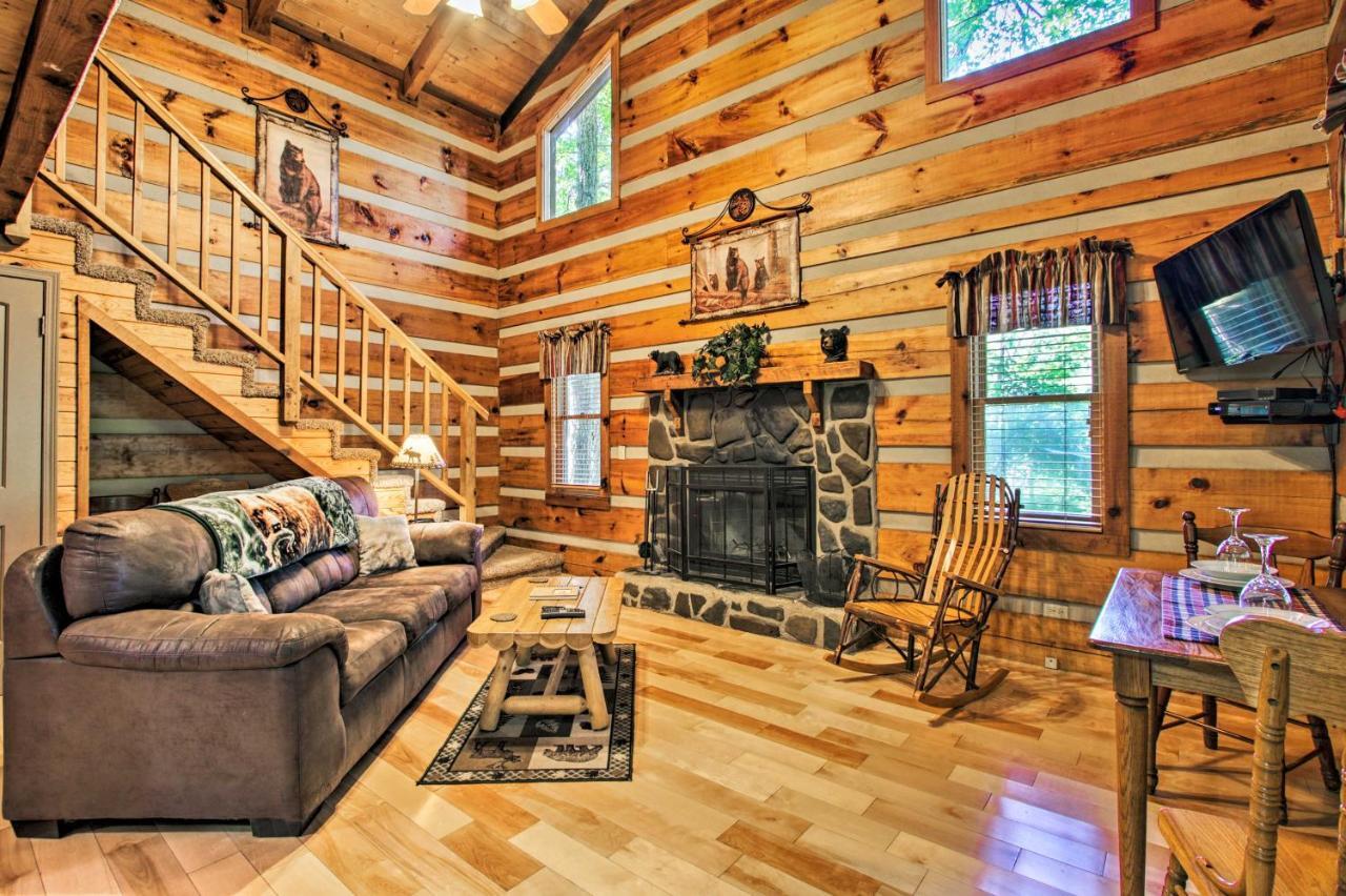 Secluded Forest Cabin, 4 Mi To Downtown Gatlinburg Luaran gambar