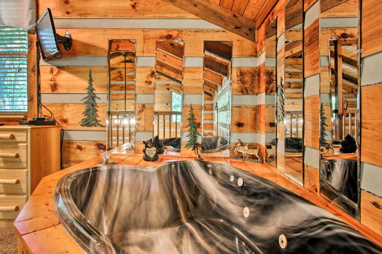 Secluded Forest Cabin, 4 Mi To Downtown Gatlinburg Luaran gambar